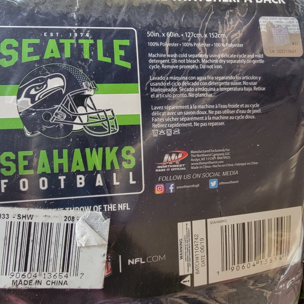 New NFL Seattle Seahawks 50x60  Blanket